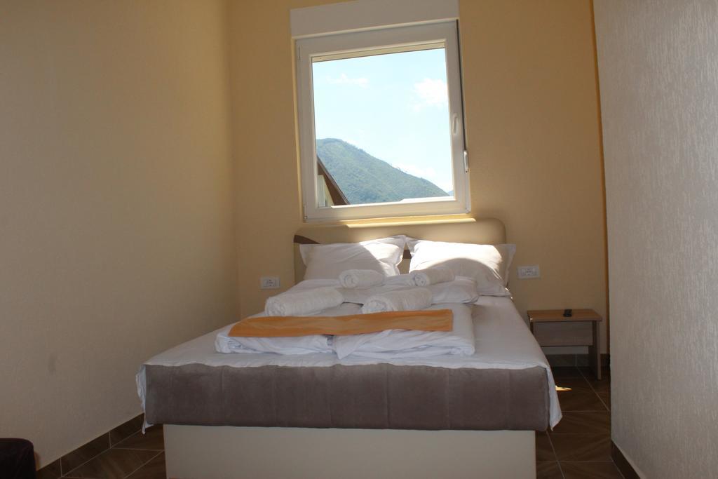 Guesthouse Eko Piva Плужине Екстериор снимка